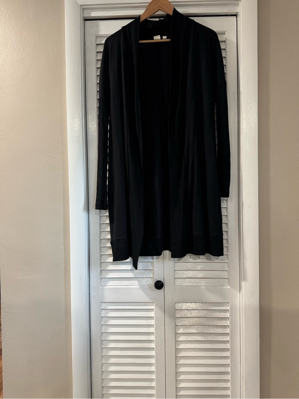 GAP Black Open-Front Women's Cardigan